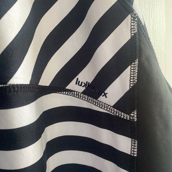 Striped oversized athletic top - Picture 4 of 5